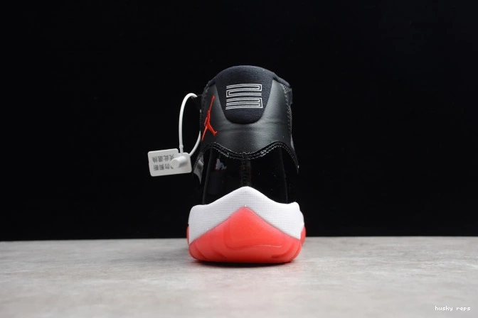 Rep Husky Retro Air (2012) 378037-010 11 Jordan Bred 0711